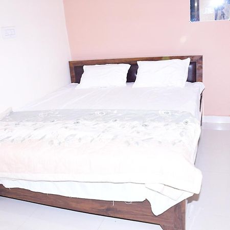 Shree Ram Hotel Ayodhya المظهر الخارجي الصورة