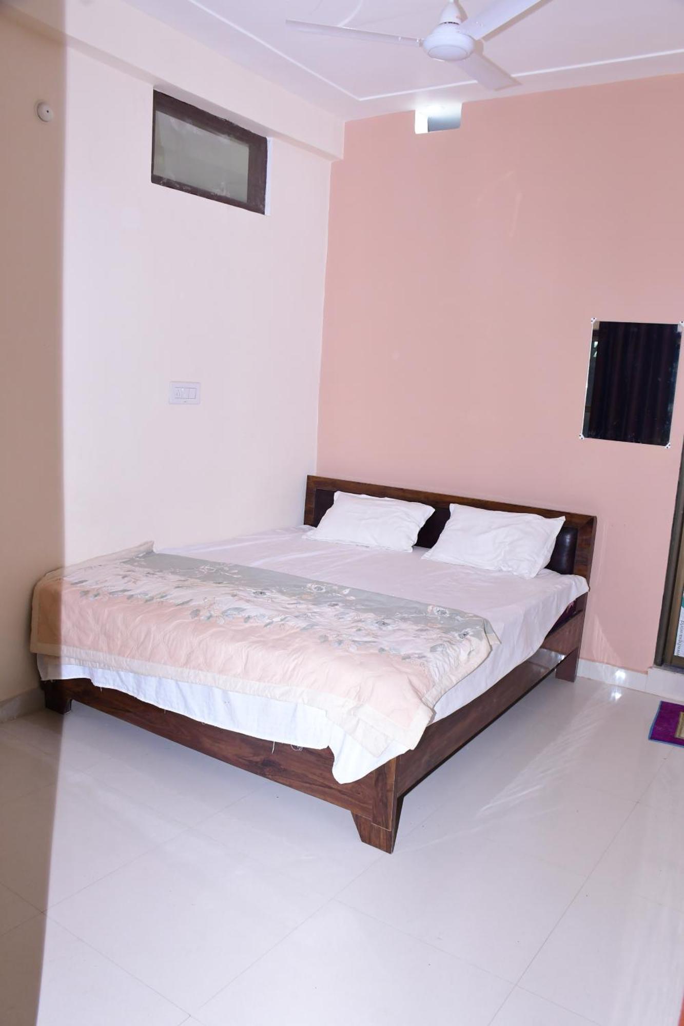 Shree Ram Hotel Ayodhya المظهر الخارجي الصورة